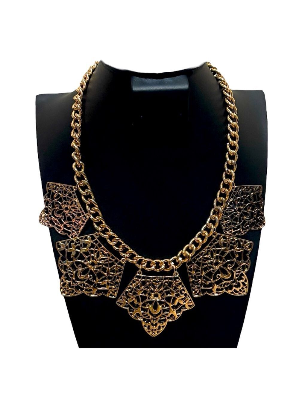Unbranded lace gold fashion statement bib necklace 17 inch with 2 inch extender